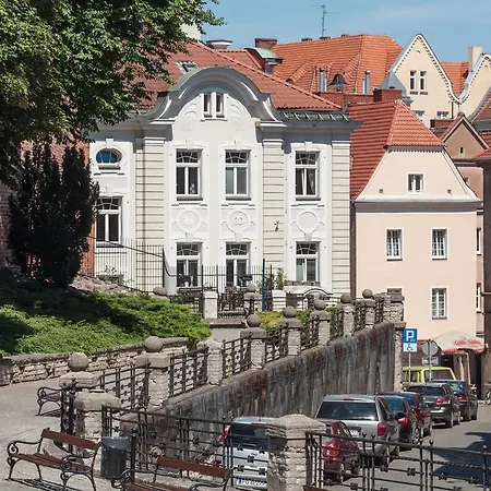 Hill ベッド・アンド・ブレックファスト 2*