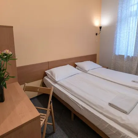 Bed & Breakfast Hill 2*