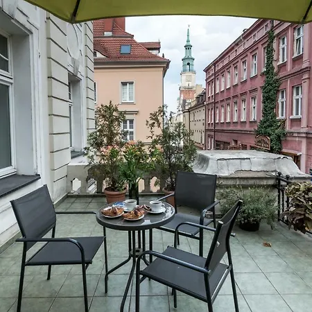 Bed and Breakfast Hill