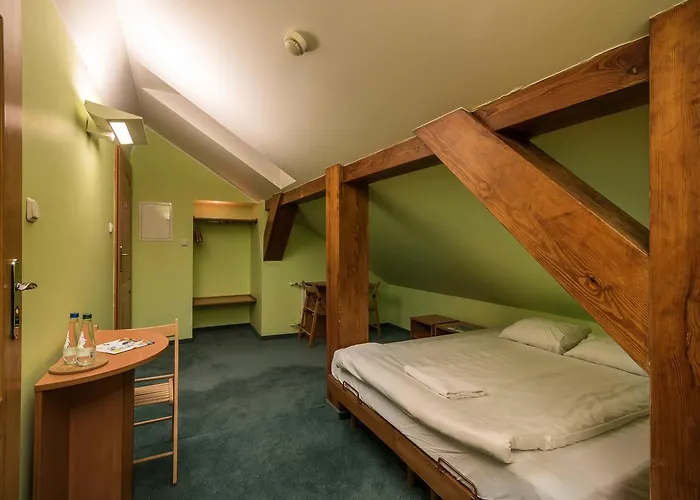 Bed and Breakfast Hill